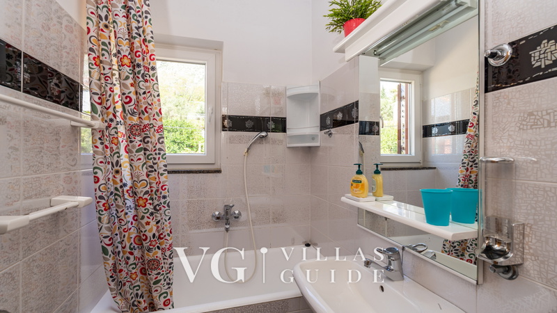 Villa Dadić Bathroom