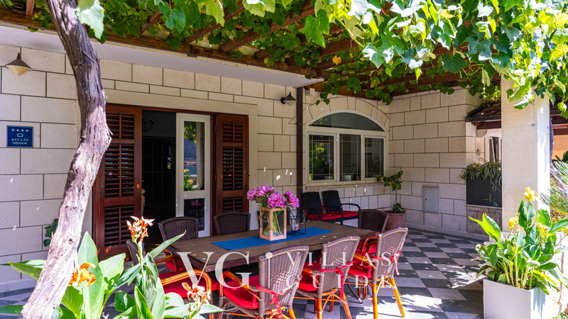 Villa Dadić Garden and property exterior