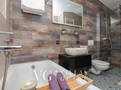 Villa 3QB - Split-Biorine Badezimmer