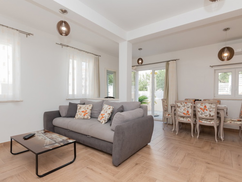 Holiday Home VIKK - Makarska-Drvenik