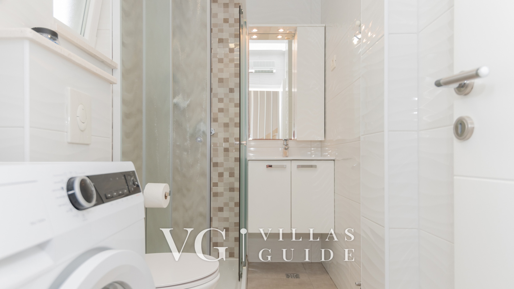 Holiday Home VIKK - Makarska-Drvenik Bathroom