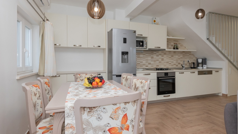 Holiday Home VIKK - Makarska-Drvenik