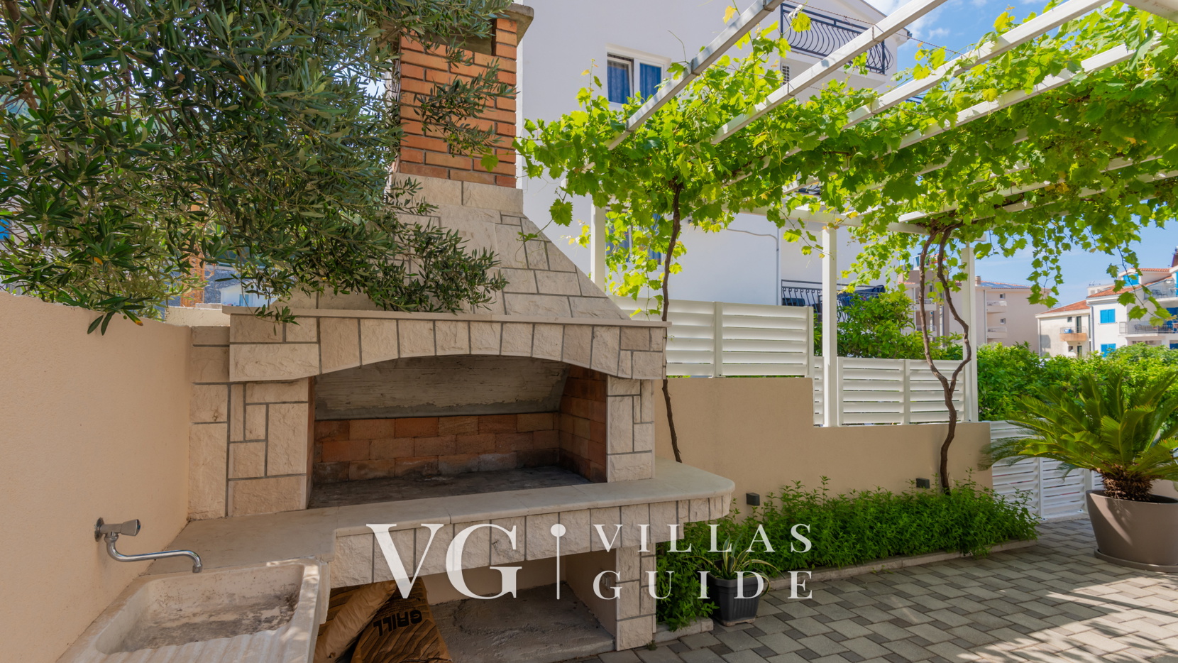 Holiday Home VIKK - Makarska-Drvenik