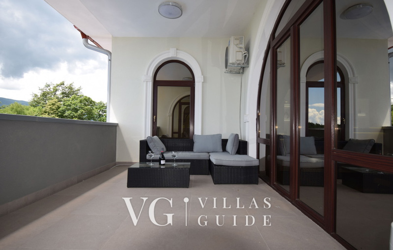 Villa Jasmin Guest toilet