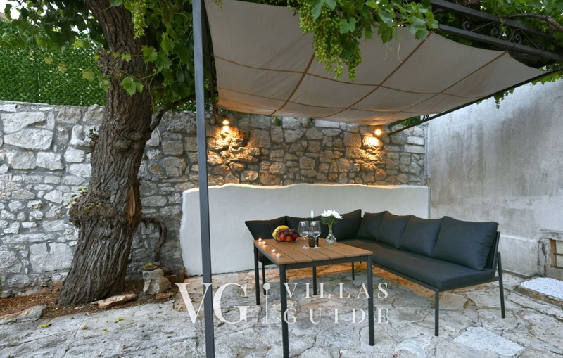 Casa Vento Additional content