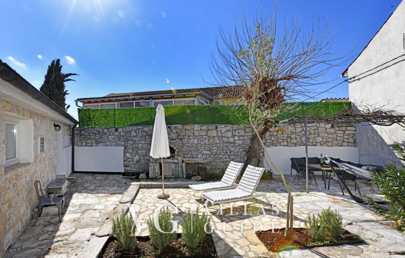 Casa Vento Additional content