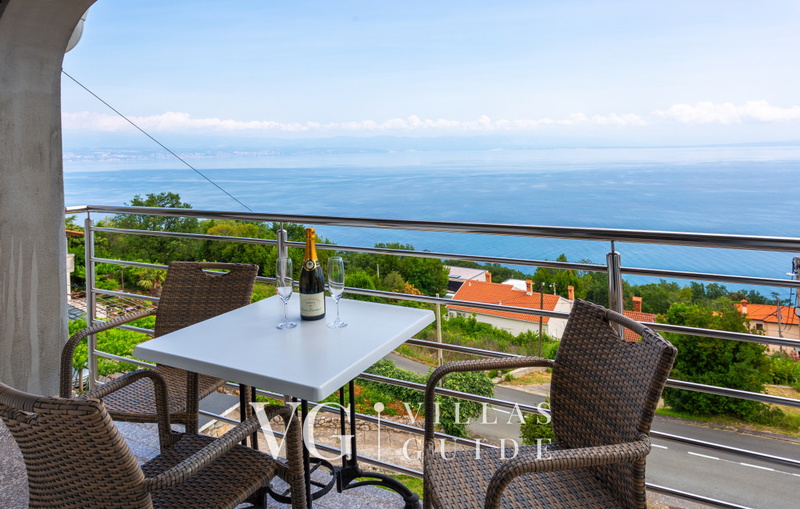 Apartman Zora 2 Garten und Außenbereich