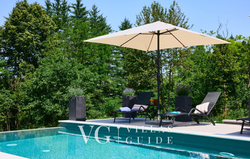 Villa River home by WH