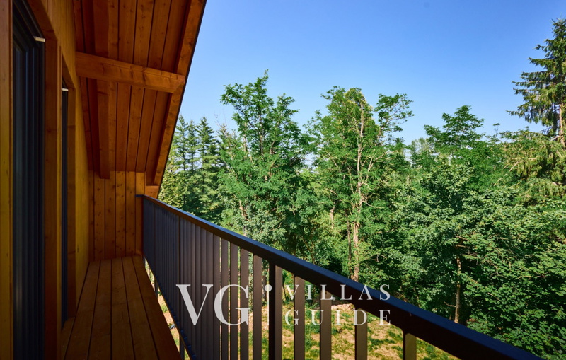 Villa River home by WH Additional content