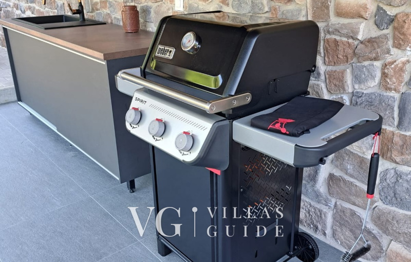 Villa River home by WH Additional content