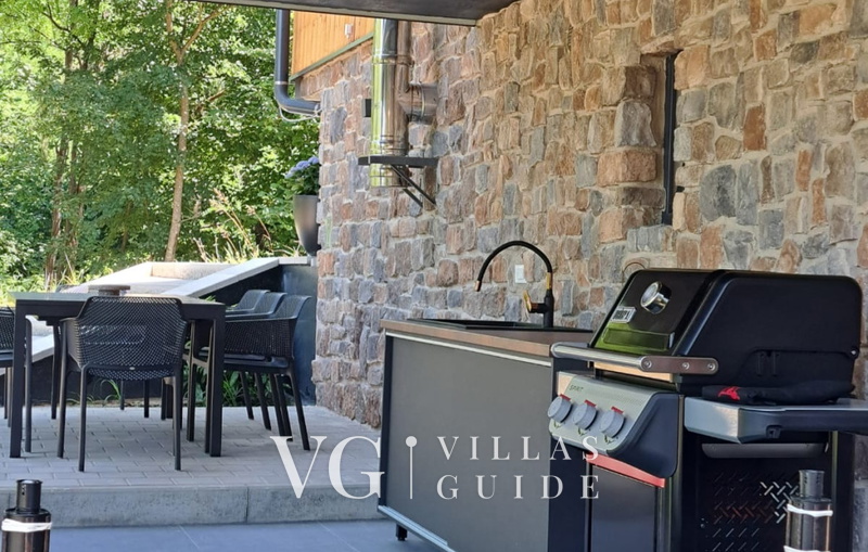 Villa River home by WH Additional content