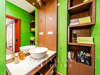 Villa Welcome Bathroom