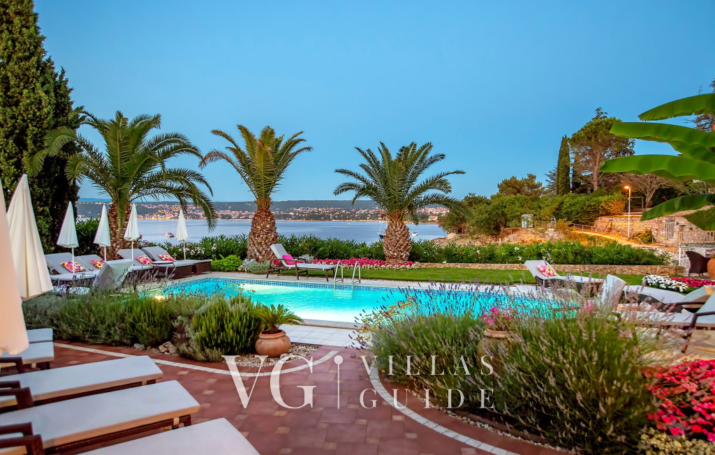 Villa Palace Clara Apartment 2 island Krk Dvorište i vanjski dio objekta