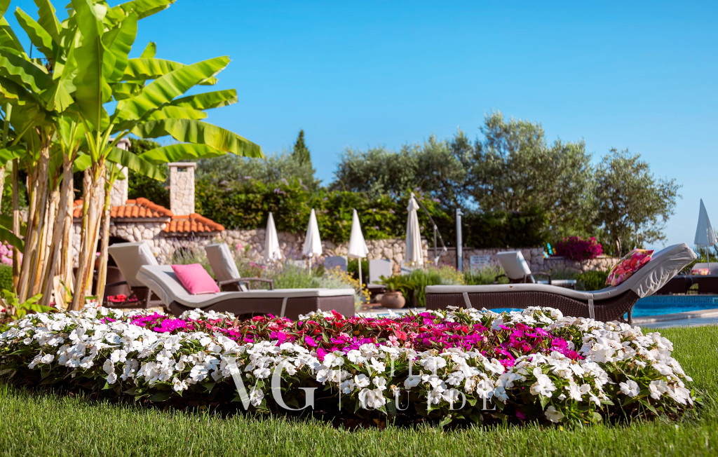 Villa Palace Clara Apartment 5 island  Krk Dvorište i vanjski dio objekta