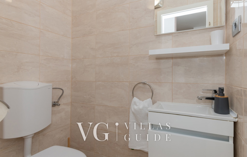 Villa Mateo - Makarska-Zagvozd Toilette per gli ospiti