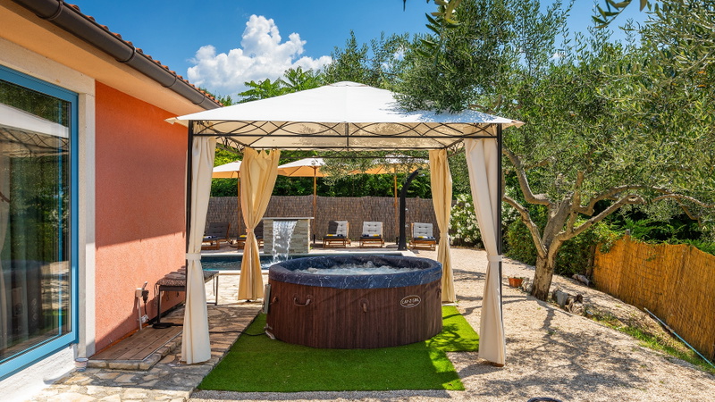 Casa Tonko