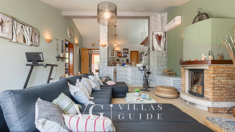 Casa Tonko Living room