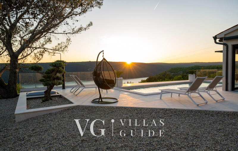 Vila Laguna Blu Pool