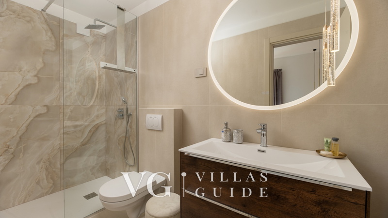 Vila Laguna Blu Badezimmer