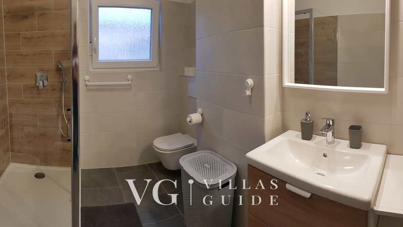 Apartment KaLea Pula Center Bathroom