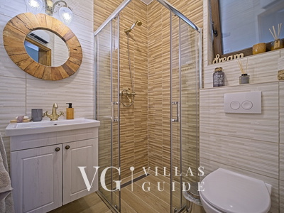 Villa Debelo Brdo Bathroom