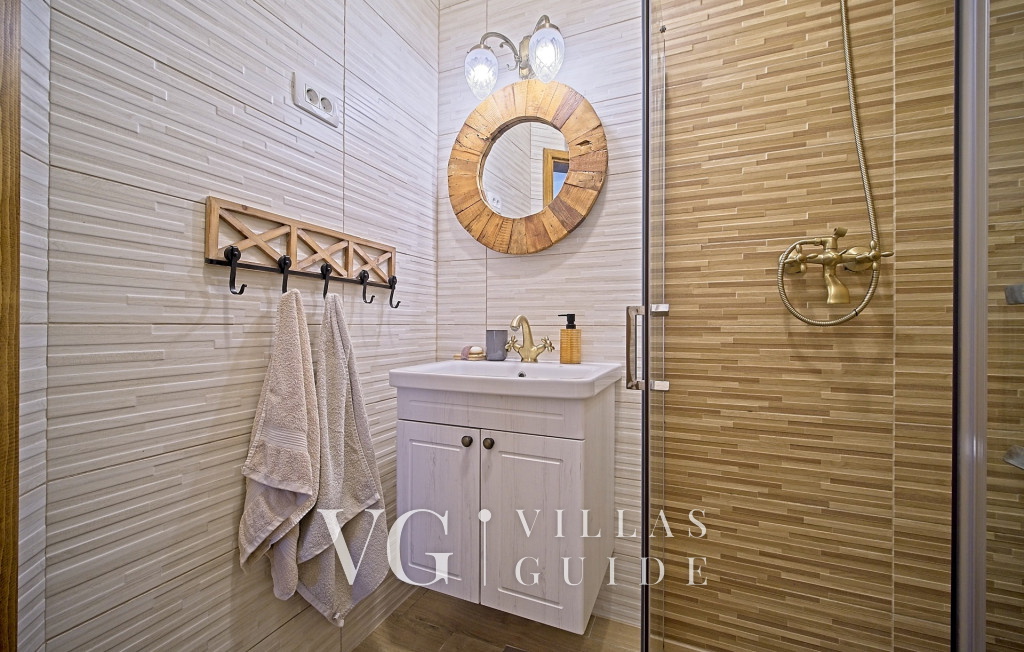 Villa Debelo Brdo Bathroom