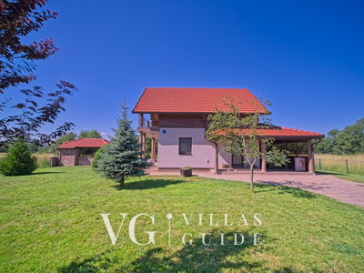 Villa Debelo Brdo Garden and property exterior