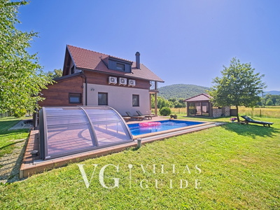 Villa Debelo Brdo Garden and property exterior
