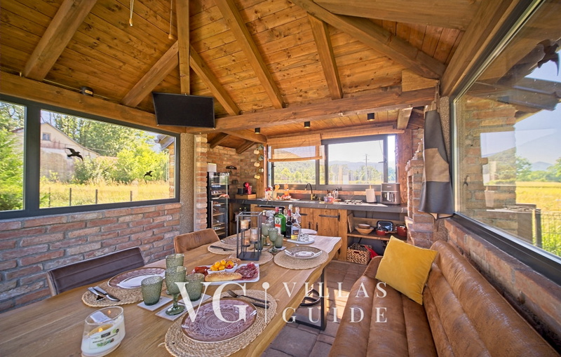 Villa Debelo Brdo Additional content