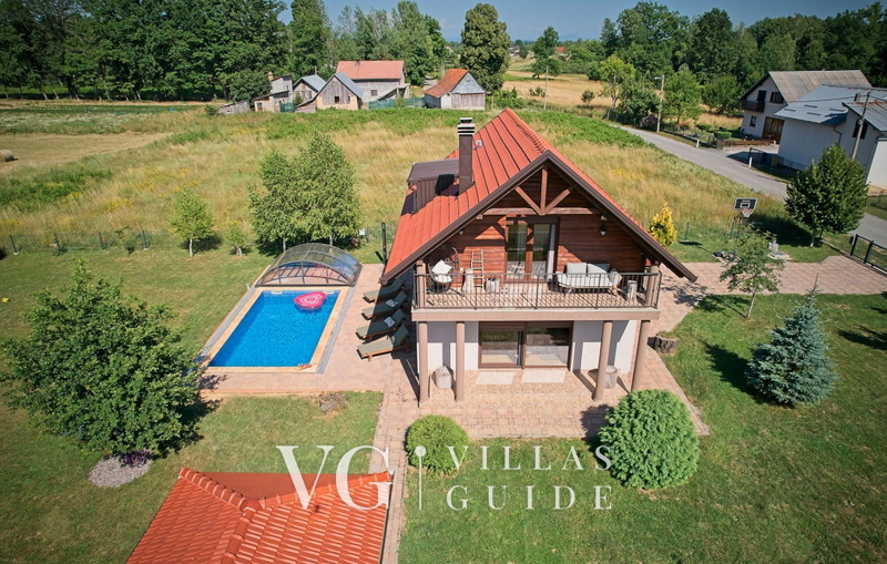 Villa Debelo Brdo
