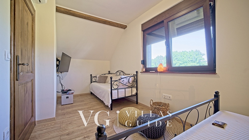 Villa Debelo Brdo Schlafzimmer
