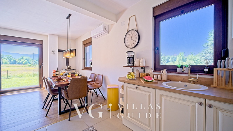 Villa Debelo Brdo Küche