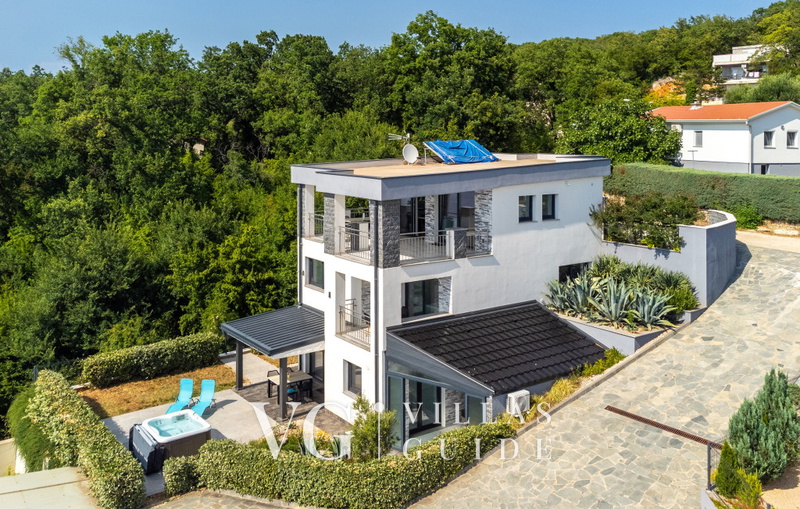 Villa Nada sea view&whirpool island Krk