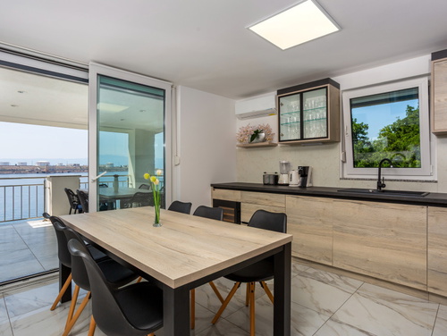 Villa Nada sea view&whirpool island Krk