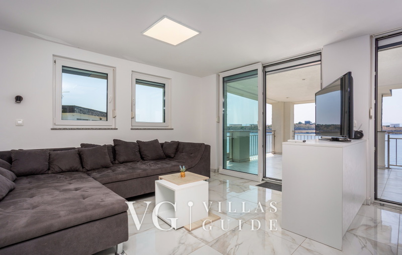 Villa Nada sea view&whirpool island Krk Dnevni boravak