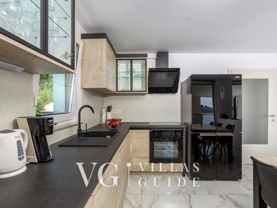 Villa Nada sea view&whirpool island Krk Cucina