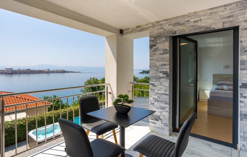 Villa Nada sea view&whirpool island Krk