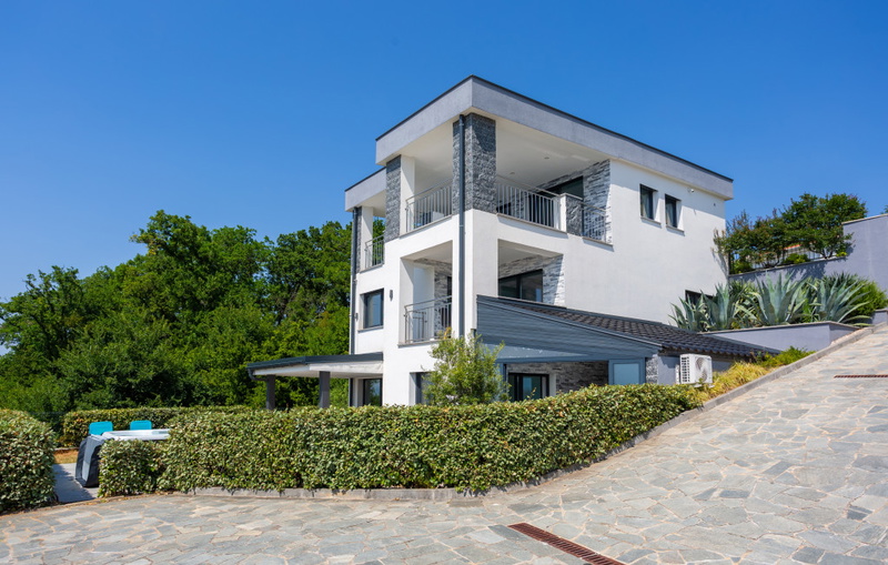 Villa Nada sea view&whirpool island Krk