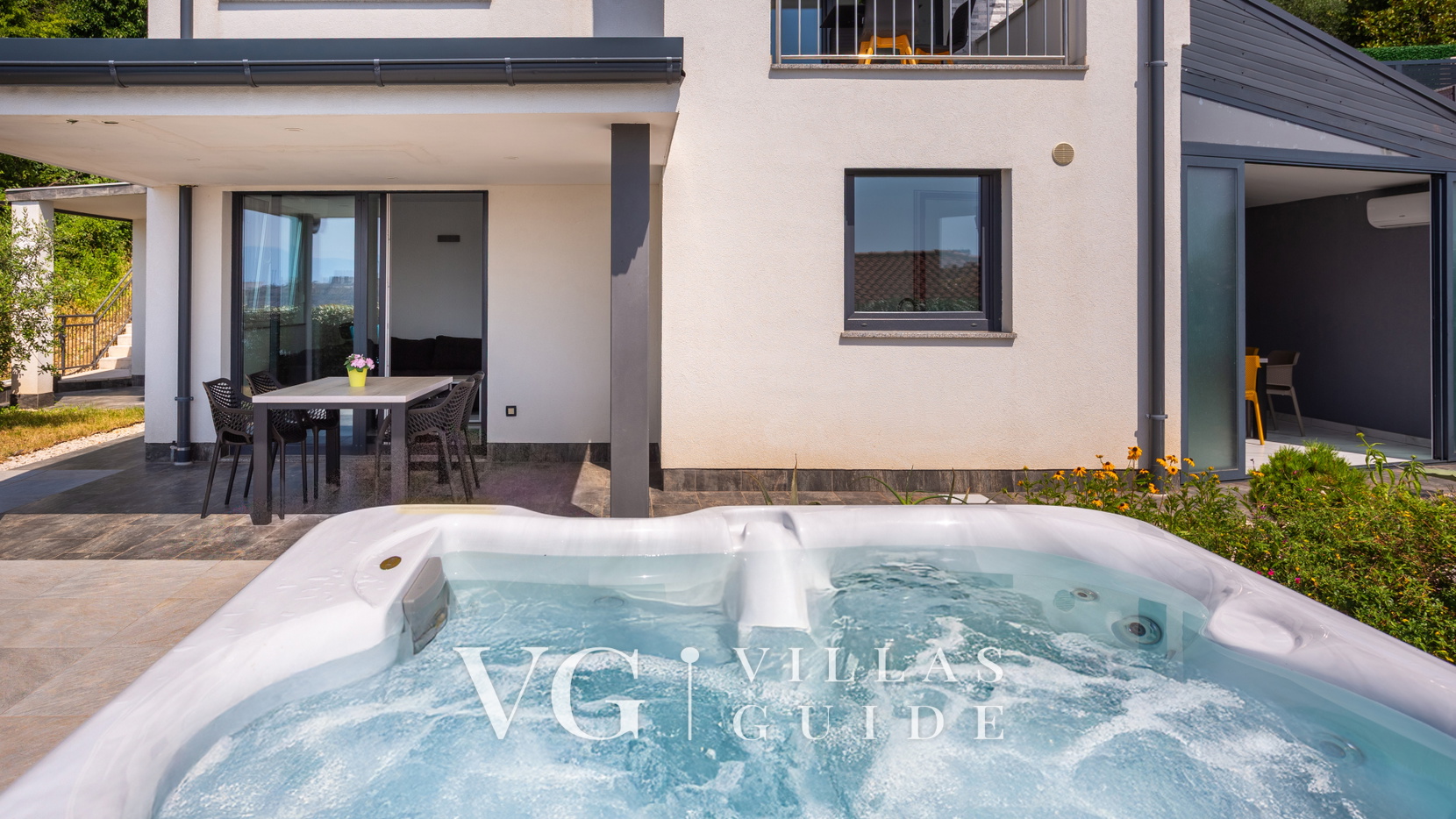 Villa Nada sea view&whirpool island Krk