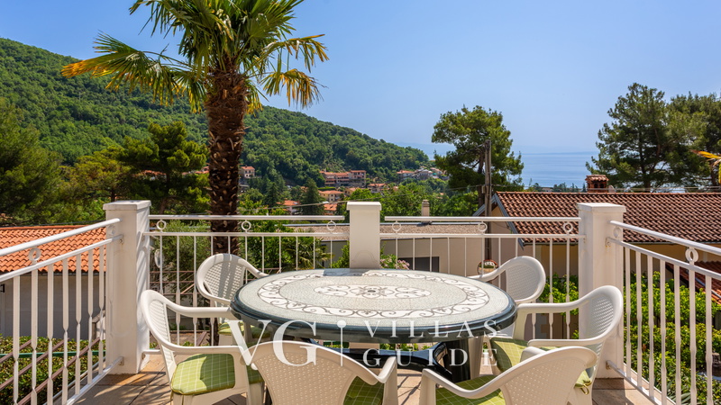 Apartman Draga Garten und Außenbereich