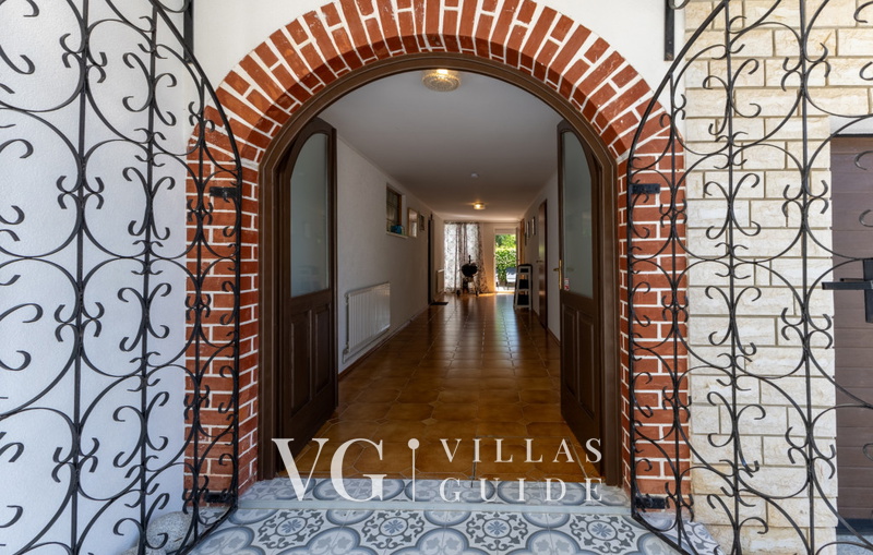 Villa Gigi Garden and property exterior