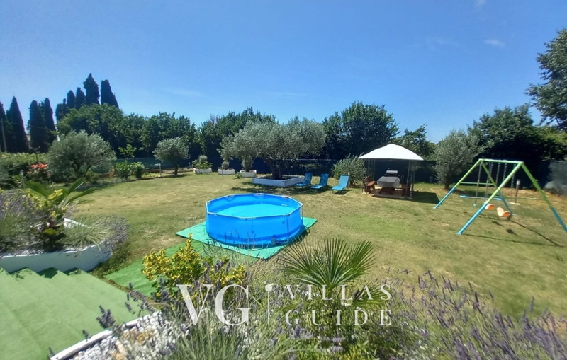 House July Garden and property exterior