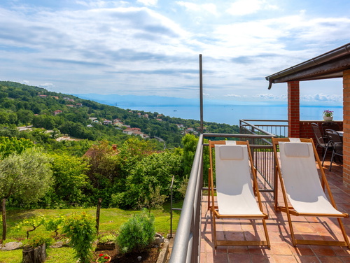 Apartment Daša with pool