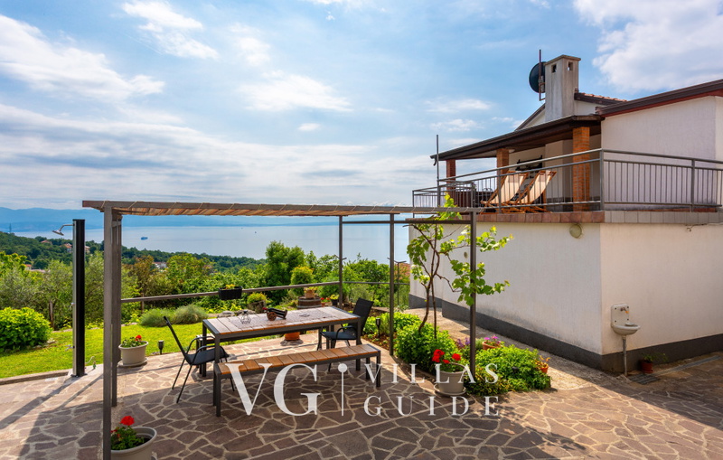 Apartment Daša with pool Giardino e esterni della proprietà