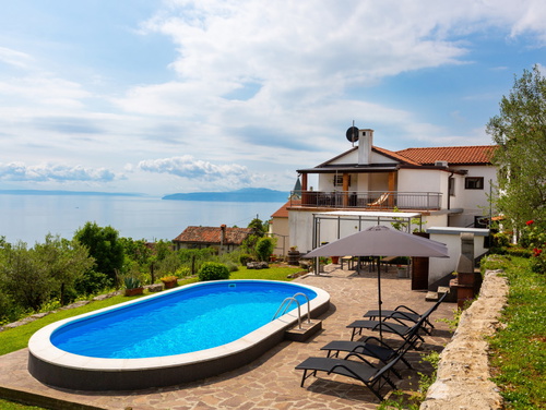 Apartment Daša with pool