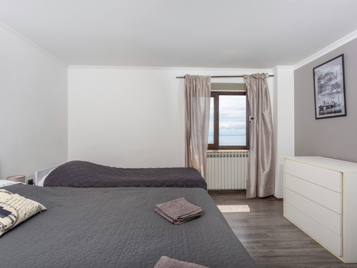 Apartment Daša with pool