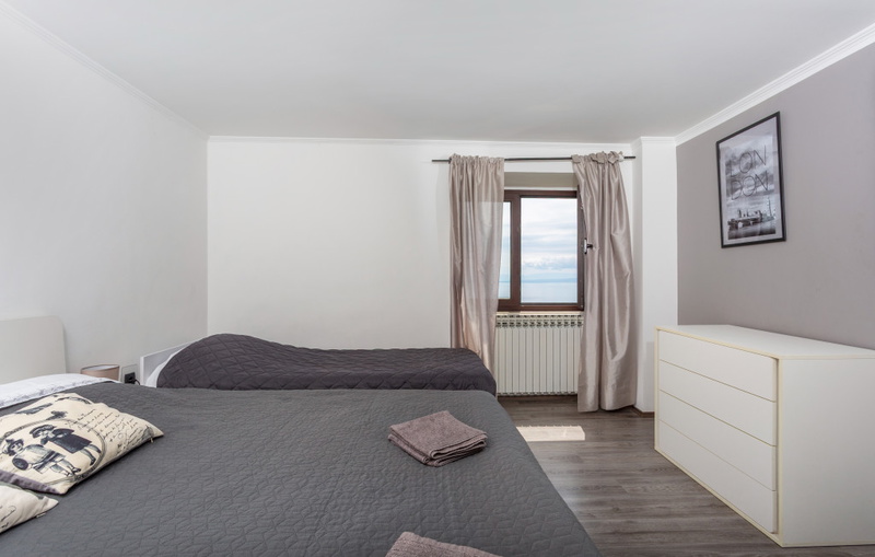 Apartment Daša with pool