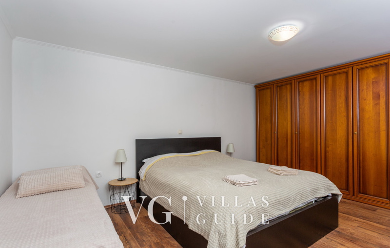 Apartment Daša with pool Camera da letto