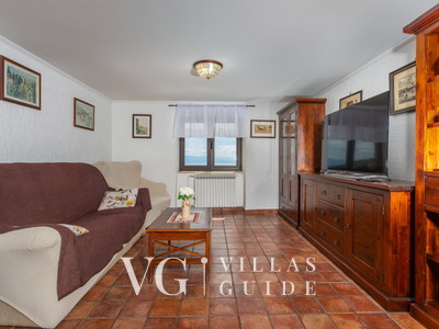 Apartment Daša with pool Living room