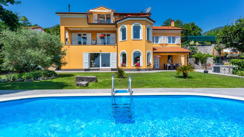 Apartman Lori pool&pet friendly- Opatija